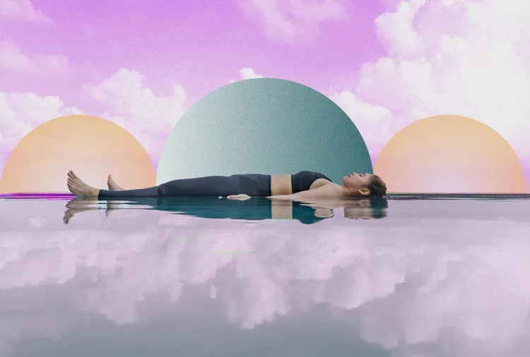 Image moderne dans des tons pastels présentant une femme allongée qui pratique le yoga nidra. Laure Colla collaure.com